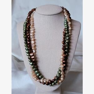 Freshwater Pearl Necklace